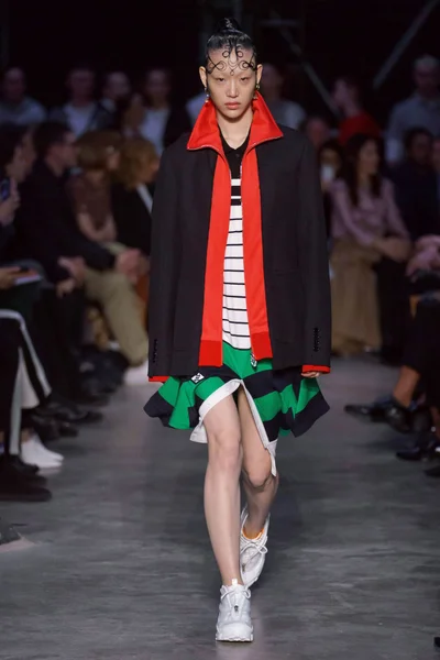 Look 1